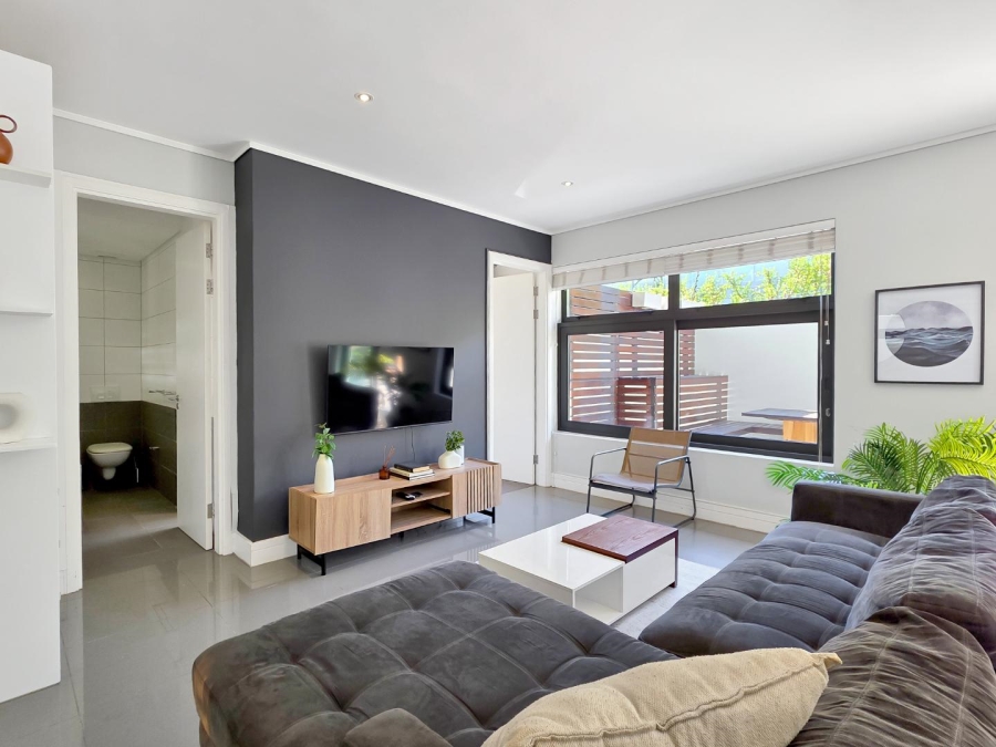 2 Bedroom Property for Sale in Green Point Western Cape